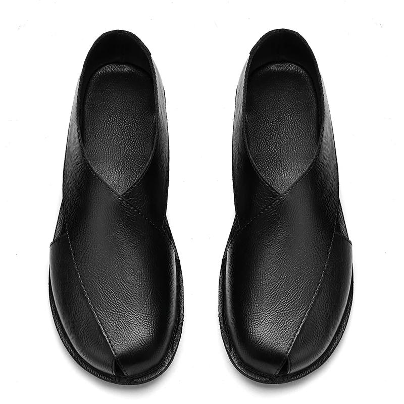 Fashion Men Summer Flip-flops New Men Genuine Leather Flat Sandals Adult Thick-soled Beach Shoes Non-slip Hollow Out Gladiator Sandals