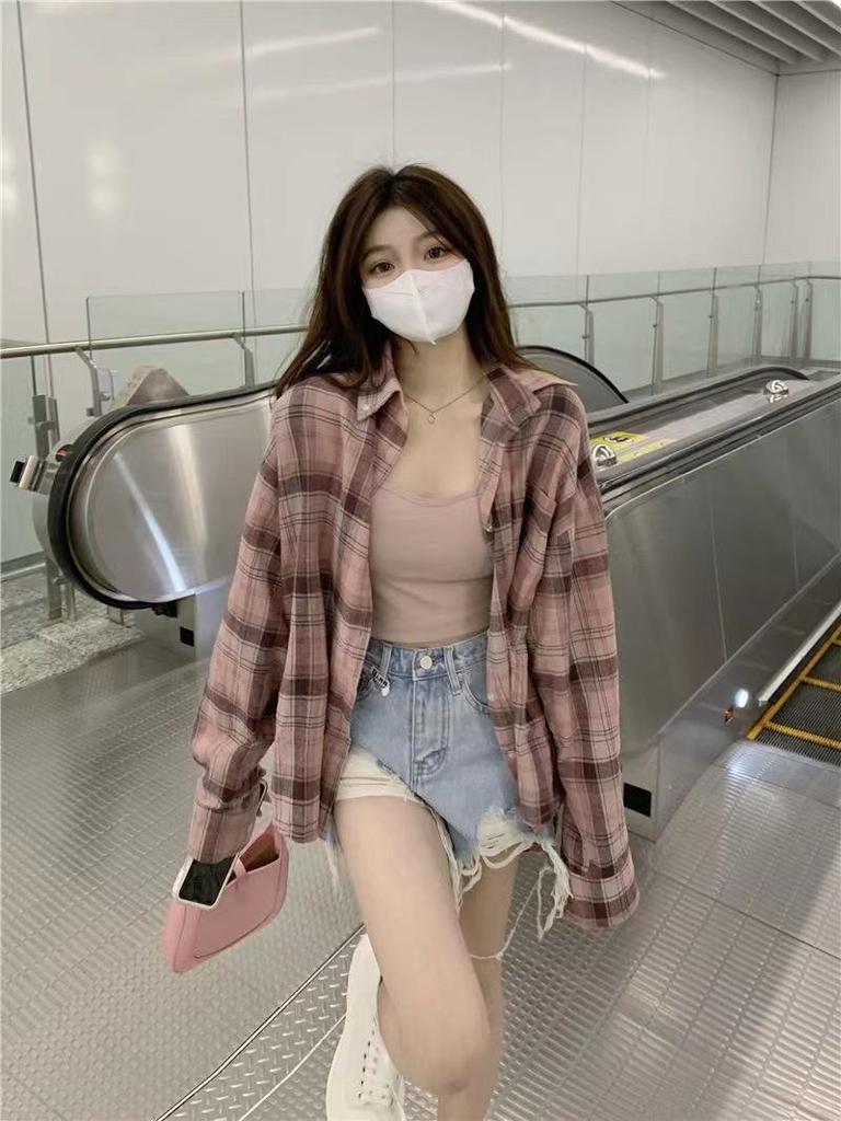 Women's Retro Plaid Mid-Length Shirt - Light, Loose, Lazy Style for Spring or Autumn