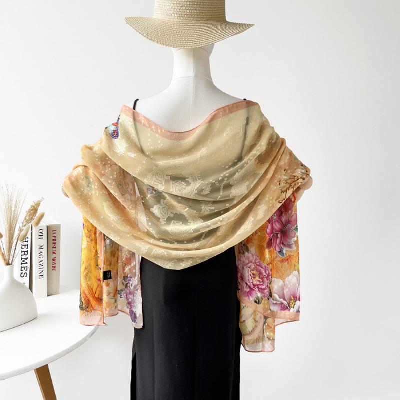 National Style and National Trend Green Hollow Flower-cutting Dinner Shawl for Women New Craft Printed Silk Scarf High-end Wedding Scarf