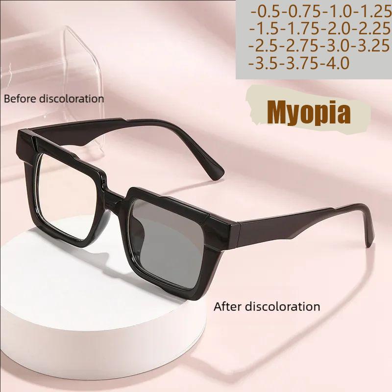 Light-sensitive Color-changing Mirror Retro Square Frame Myopia Glasses 6132 Personalized Color-blocking Flat-light