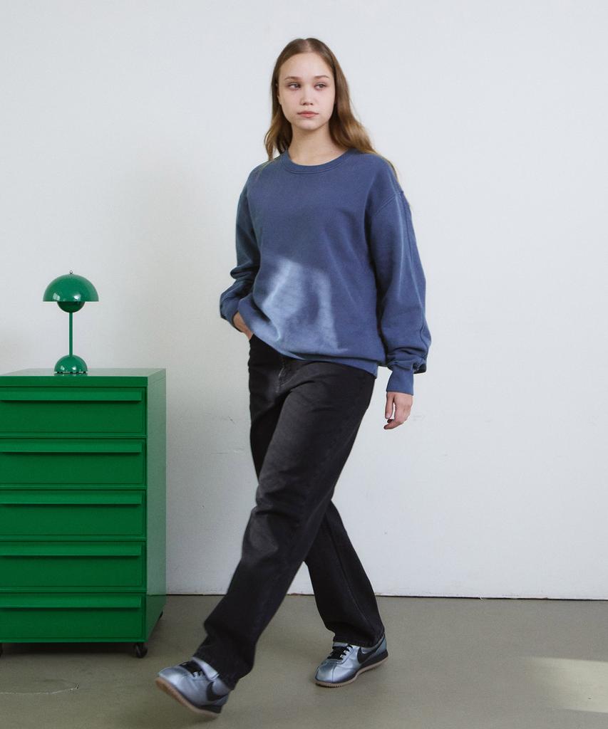 Aidan M Pigment Cut-Line Sweatshirt (Blue)