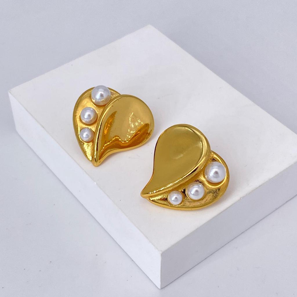 Elegant Stainless Steel Pearl Earrings - European & American Style, Titanium French Dangle, Luxurious Light Studs