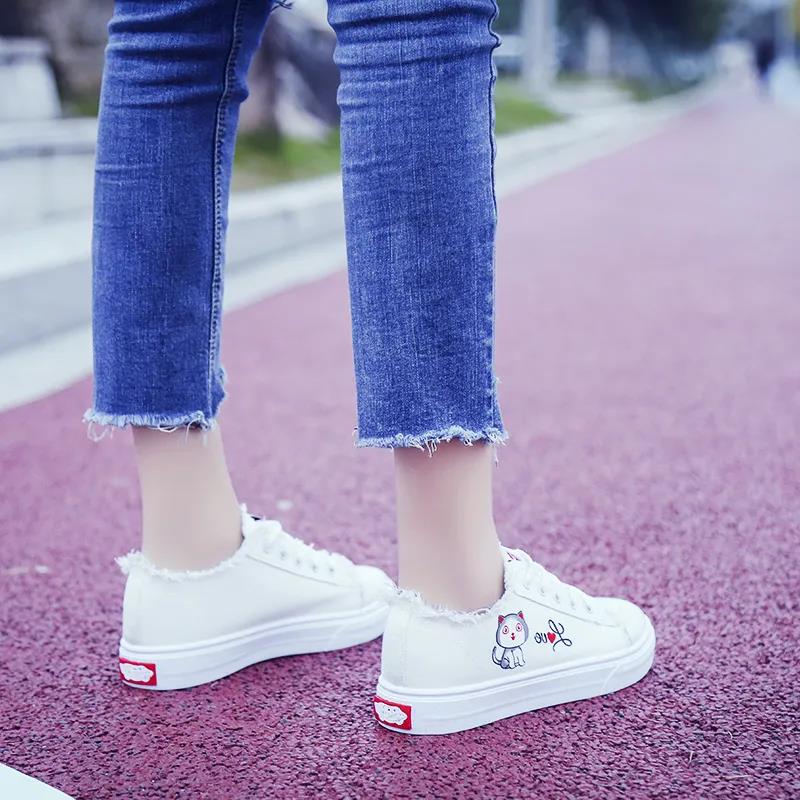 Women's Spring and Summer Canvas Shoes, Female Students' Casual Shoes, Flat Bottom Shoes, Breathable White Shoes