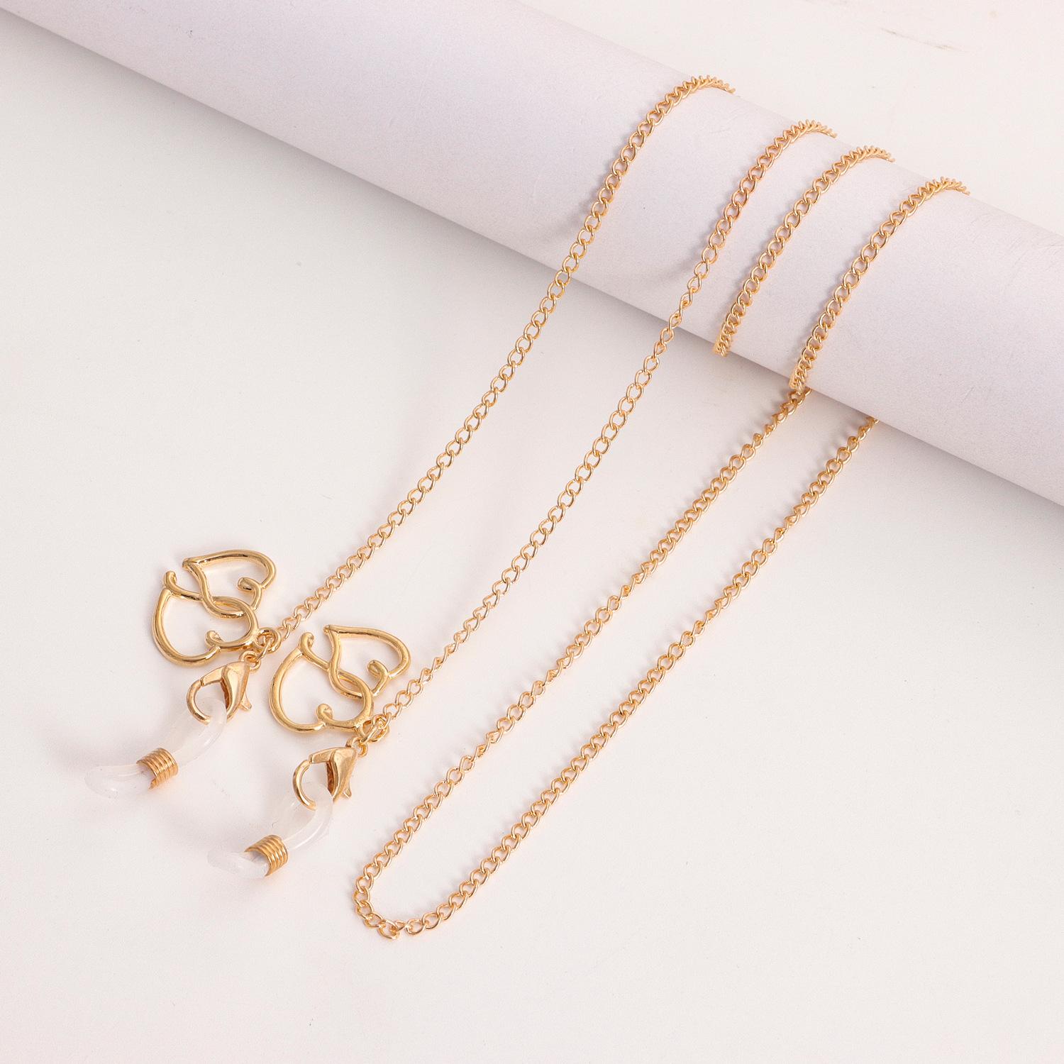 

European and American masks hanging chain glasses chain, love pendant mask chain peach heart metal glasses chain spot