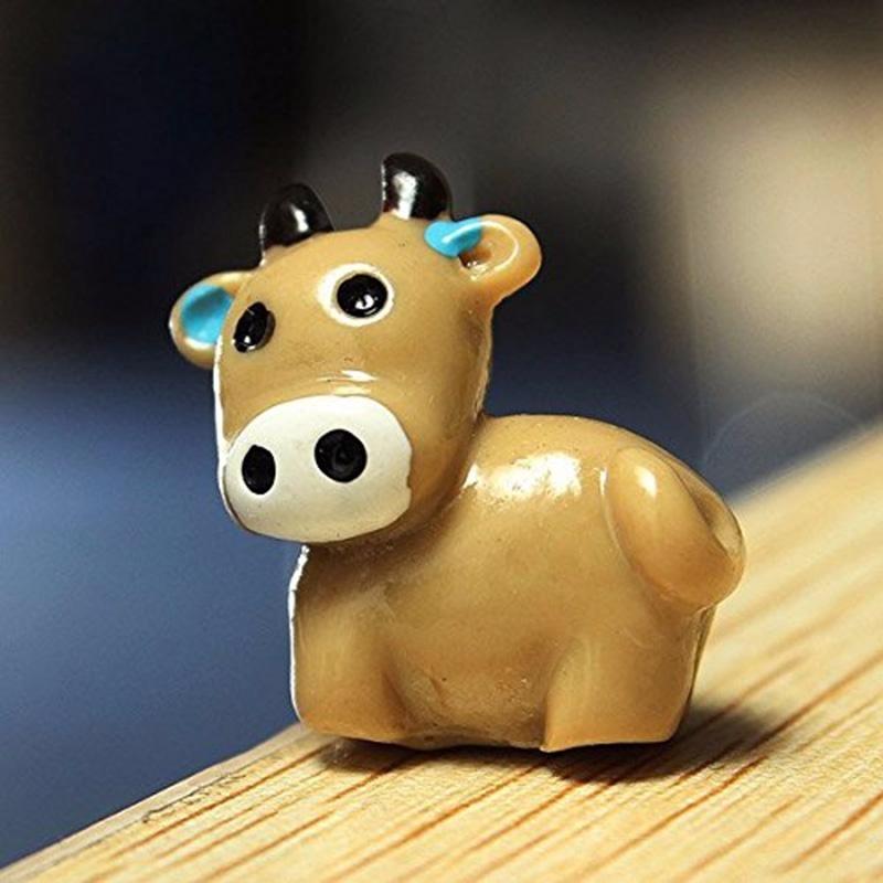 4 PCS New Cow Animals Fairy Garden Miniatures Mini Gnomes Moss Terrariums Resin Crafts Figurines