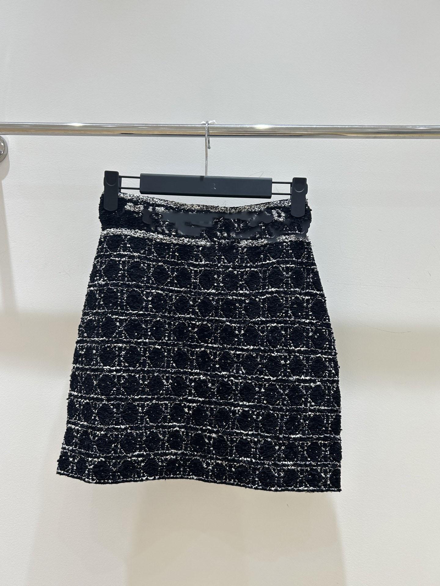 

Шэньчжэнь Нанью Женское клетчатое пальто в студенческом стиле - Омолаживающий высококлассный модный комплект L