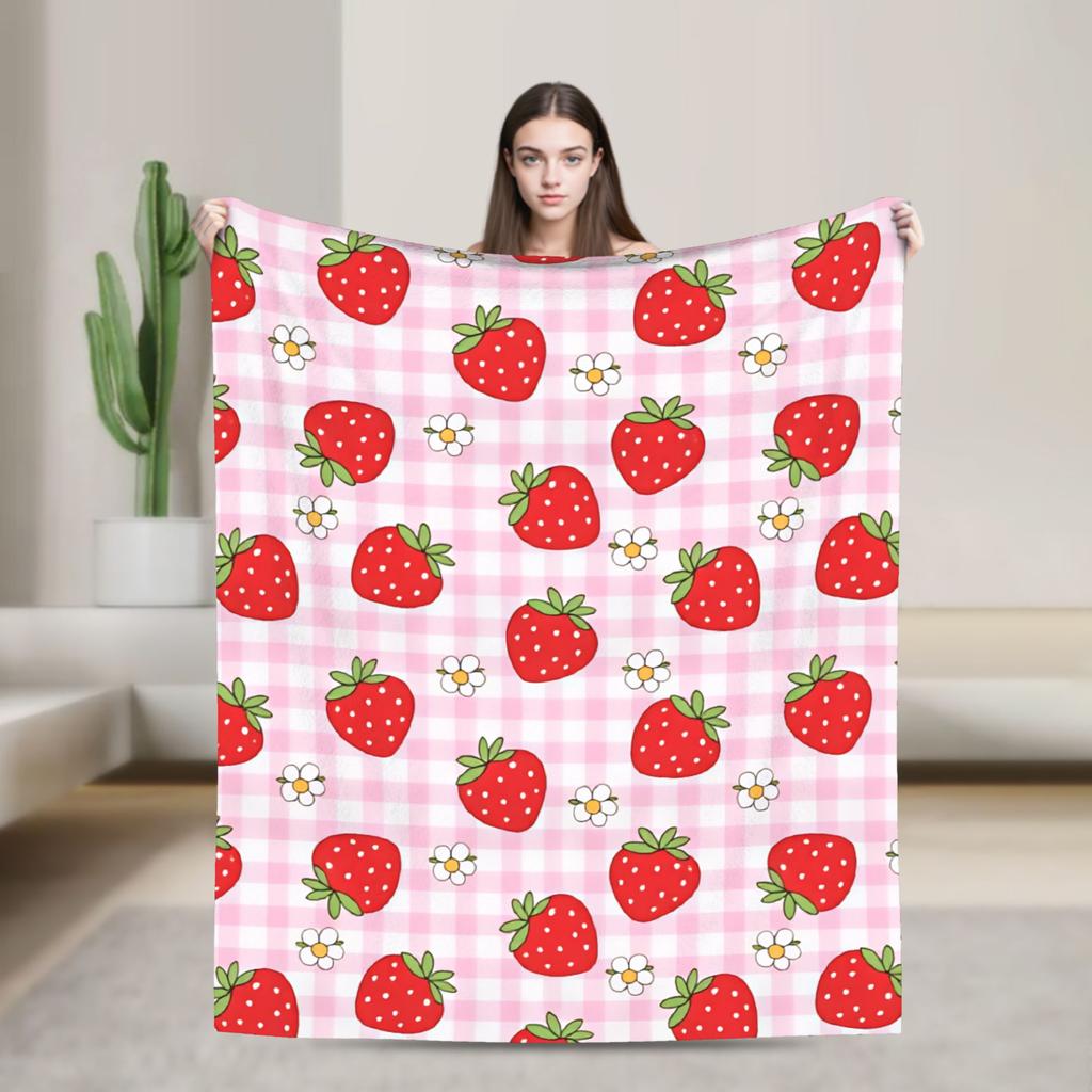 Pink Strawberry Blanket Warm Soft Funny Plush Throw Blanket For Couch Bed Decorative Flannel Bedspread Bed Cover