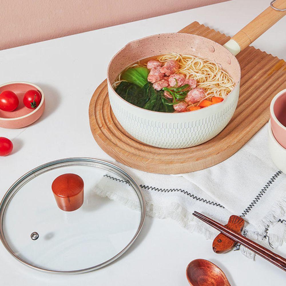 Wooden Handle Japanese Saucepan Universal Diversion Port Soup Pot Aluminum Alloy with Lid Non-stick Pan Baby Food