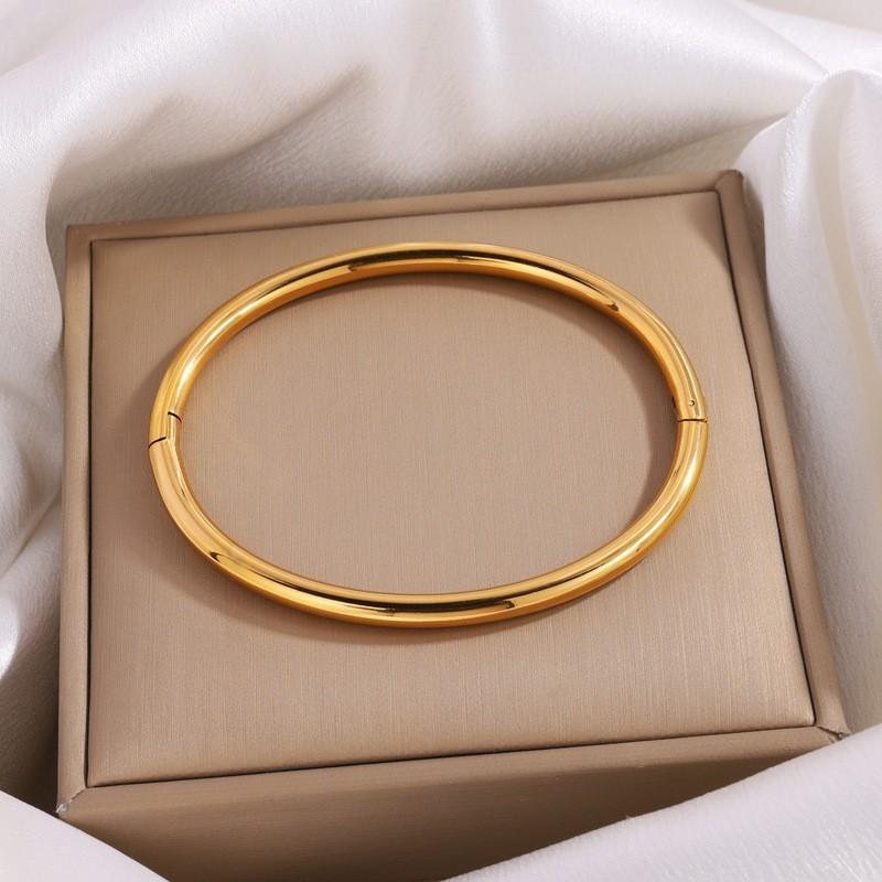 Titanium steel bracelet gold high version temperament zircon bracelet women's light luxury fashion elegance does not fade simple bracelet