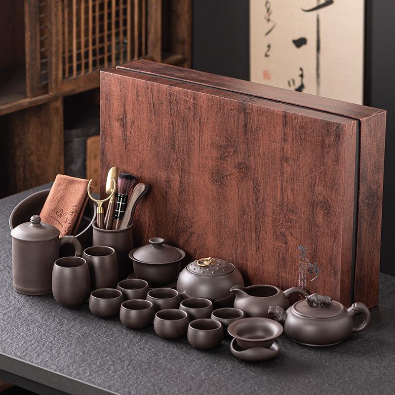 

Высококачественный подарочный набор для кунг-фу чая из фиолетового песка, полный набор керамических чайников, чашек, чайной церемонии, памятные бизнес-подарки