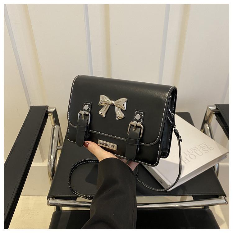 Chic Commuter Bowknot Hardware Color Block Bag 2024 New Urban Style Nylon Lining Small Square Black