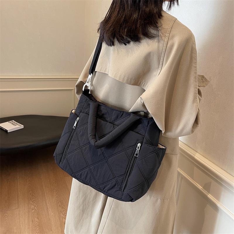 2025 New Women's Tote Bag Satchel with Compartment Large Zipper Handbag Suitable for Travel and Work