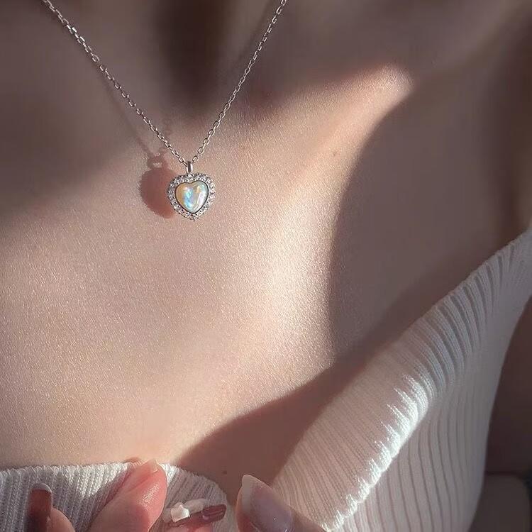 Liebes Halskette Damen Sommer Hohes Designgefühl Nische Weißes Herz Schlüsselbein Kette Studentenparty Schmuck