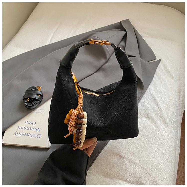 

Осень и зима новая простая сумка-пельмень женская модная трендовая универсальная повседневная с высоким чувством сумка-мессенджер сумка на плечо чёрный