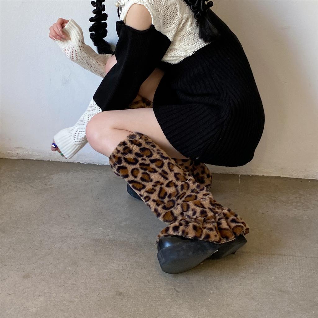 Retro plyšové leopardie ponožky Harajuku Obal ženy Spice Girl Teplejšie nohy do polovice lýtok Ponožky jeseň a zima