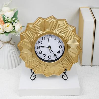10inch Retro Creative Personality Hollow Out Three-dimensional Clock Decorative Wall Clock for Bedroom Living Room Silent Clock