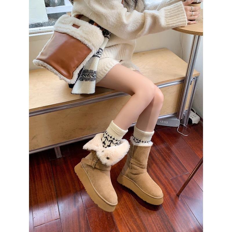 Grey thick-soled snow boots women's new round-headed short boots piled and thickened warm Northeast snow cotton