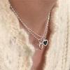 Minimalist Zircon Heart Metal Necklace - Korean Style, Versatile & Elegant Clavicle Chain for Women