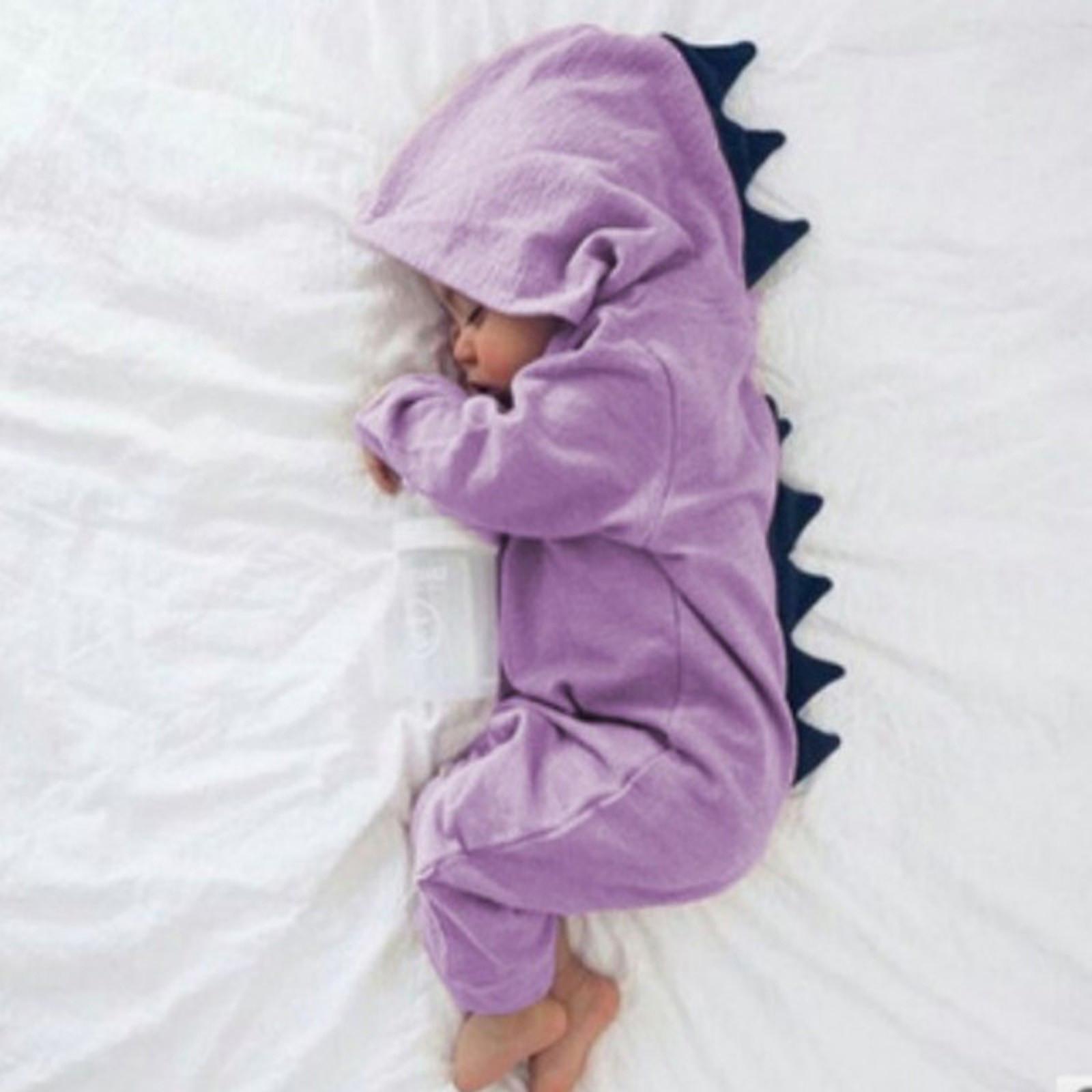 

Комбинезон в стиле динозавра для новорожденных мальчиков и девочек в стиле пэчворк 90 фиолетовый