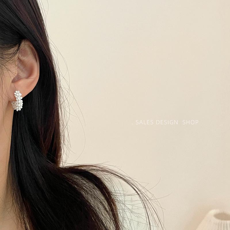 Korean Style C-Shaped Millet Bead Ear Cuff - Simple, Versatile, and Fashionable Earrings for Women