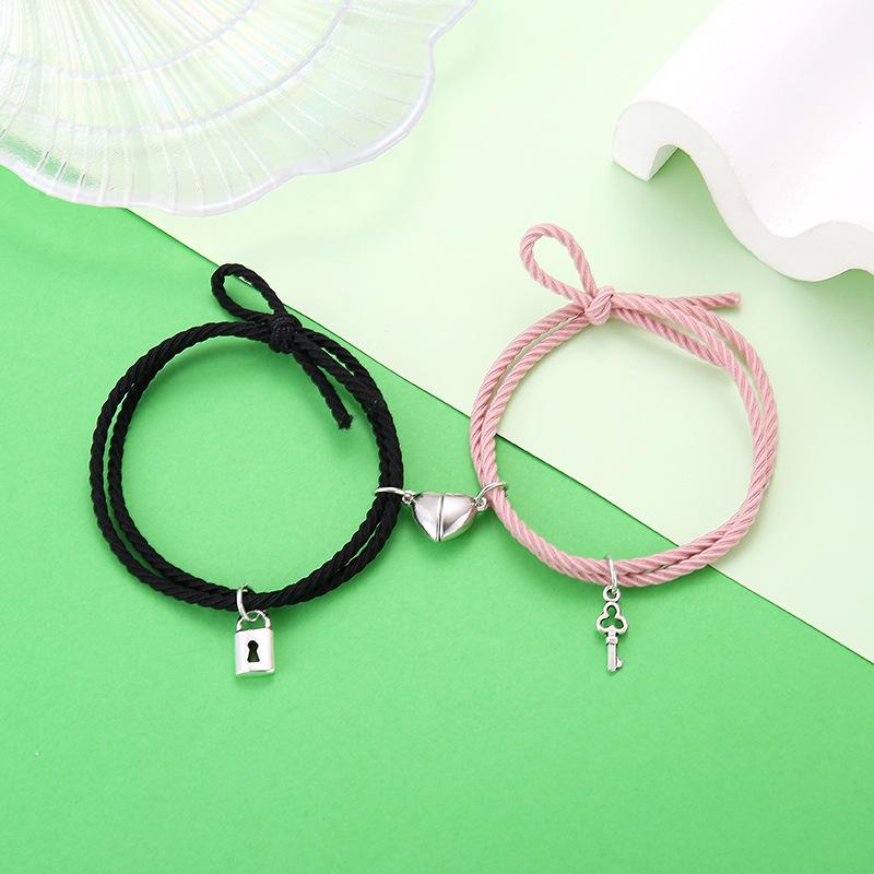 

Romantic 2Pcs/Pair Magnet Couple Bracelets Handmade Elastic Thread Braslet BFF Braclet Beach Accessories Joyas Lovers Gift
