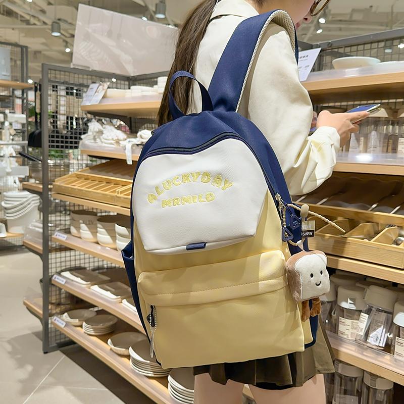 Женский рюкзак большой вместимости с цветными блоками для путешествий — фото 3