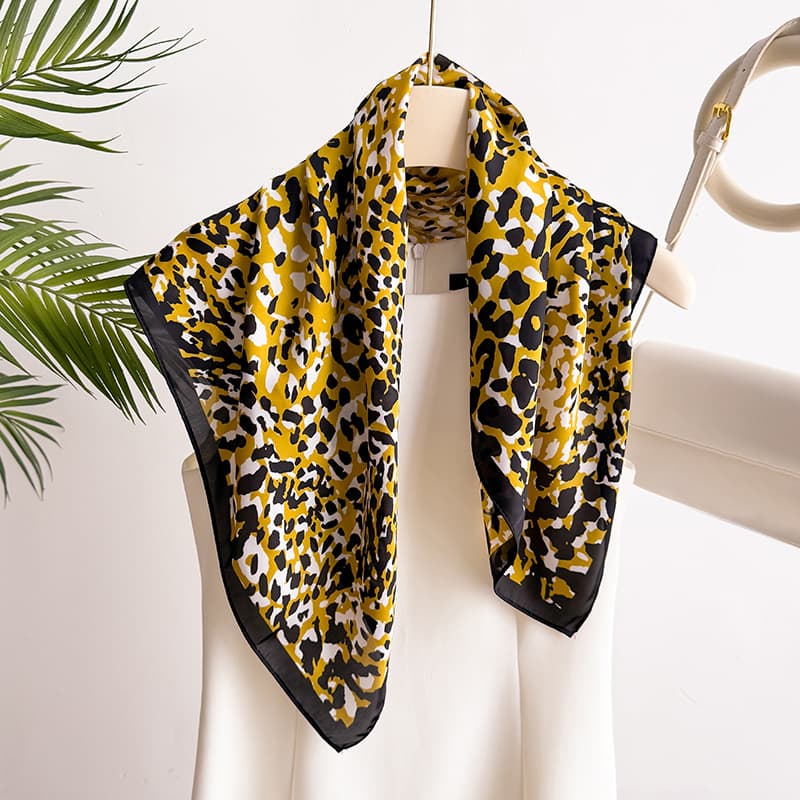 68Cm Polka Dot Leopard Print Scarf For Women Spring And Summer Thin Imitation Silk Scarf Trendy Versatile Headscarf Shawl