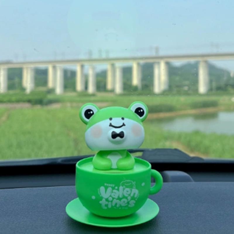 Solar-Powered Cute Cartoon KT Cat Car Ornament with Nodding Head