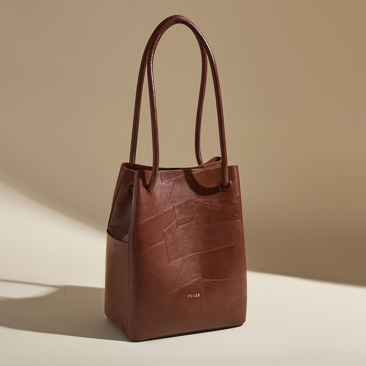 

FOXER 2026 Spring New Tote Bag for Women Soft PVC Leather Daily Commute Shoulder Bag Vintage Casual Female Work Handbag