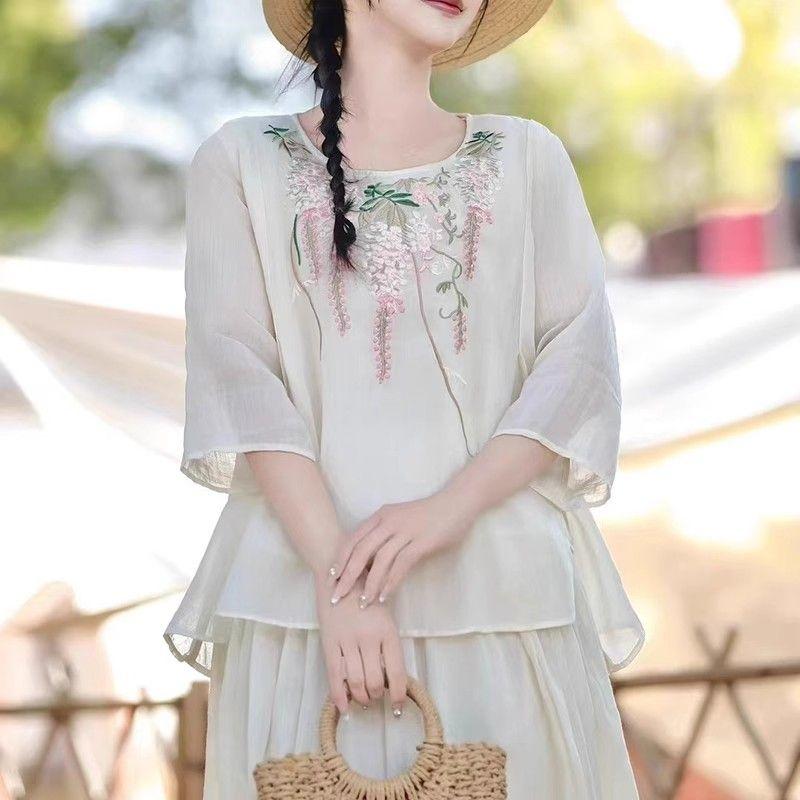 

Ретро футболка с круглым вырезом из хлопка и льна с вышивкой для женщин на лето Новая свободная и элегантная темпераментная футболка с рукавом пять четвертей XXL бежевый