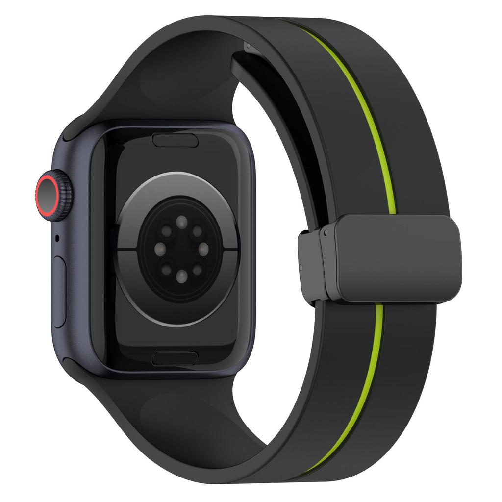 Apple Watch SE Silicone Magnetic Strap - Solid Color Folding Buckle Wristband