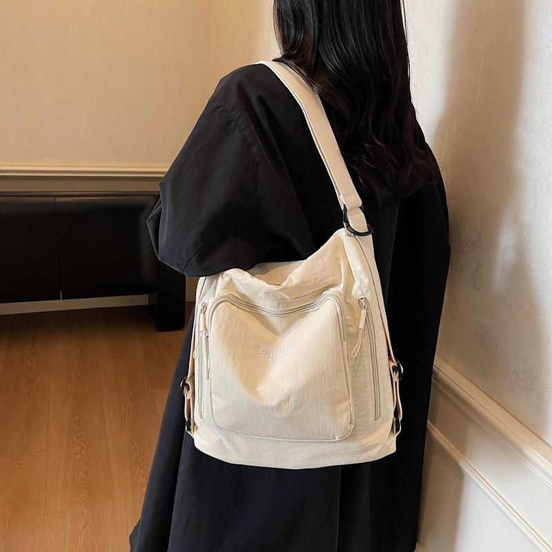 Niche design casual texture women's shoulder tote bag autumn and winter new bag 2025 personalized crossbody bag