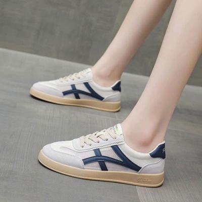 Sapatos respiráveis populares Forrest Gump femininos novos versáteis casuais esportivos tênis de plataforma malha oca sapatos brancos no verão de 2025