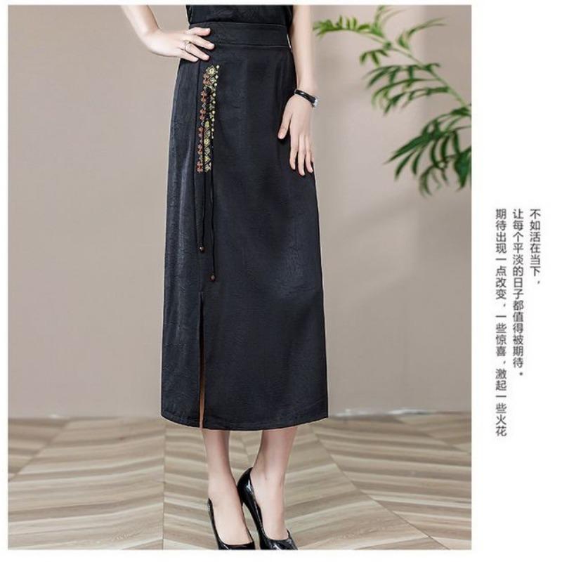 Retro chiński styl Spódnica Cheongsam z wysokim stanem Letnia moda i wszechstronna Chińska żakardowa haftowana spódnica z rozcięciem