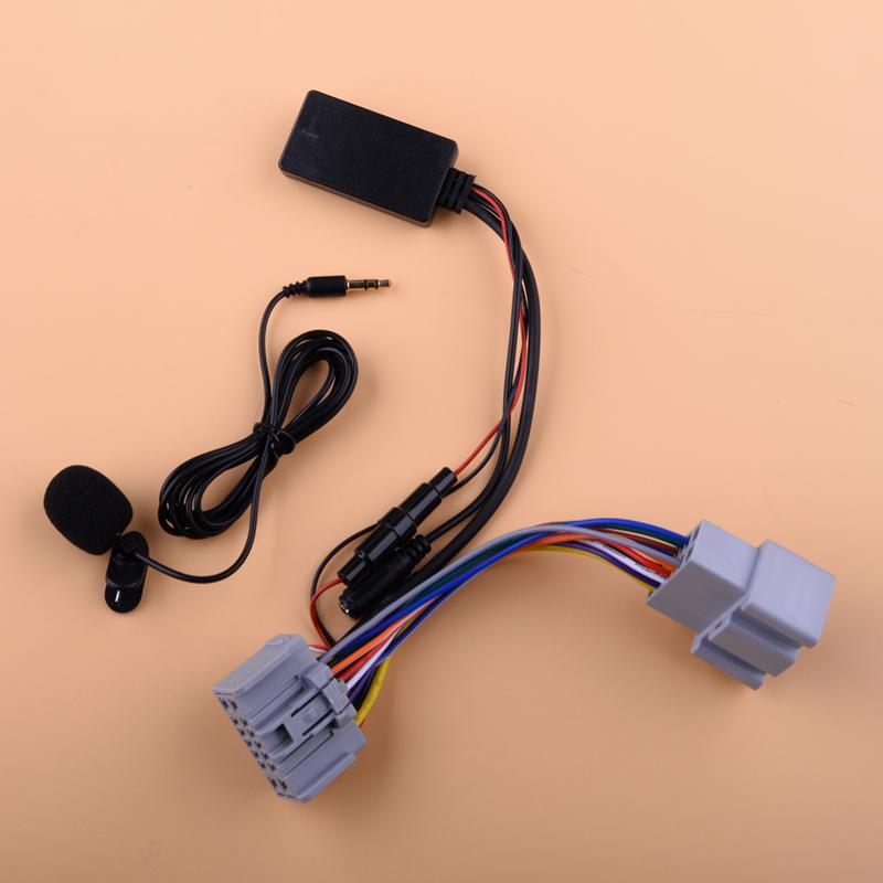 

Bluetooth-адаптер AUX Аудиокабель и Микрофон Подходит для Volvo C30 C70 S40 S60 S80 V50 V70 XC70 XC90 2012 2011 2010 2009 2008 2007