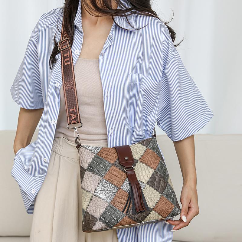 Women's Contrast Color Crossbody Bag Large Capacity Bucket Bag Mother Bag