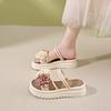 Internet celebrity flower flip-flops women, summer new clipped feet beach thick-bottomed cool slippers, small slippers