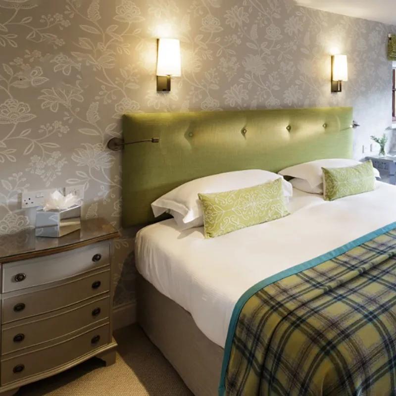 Nordic retro LED wall lamp American classic fabric lamp Bedroom lighting Living room sofa Corridor staircase Interior decoration