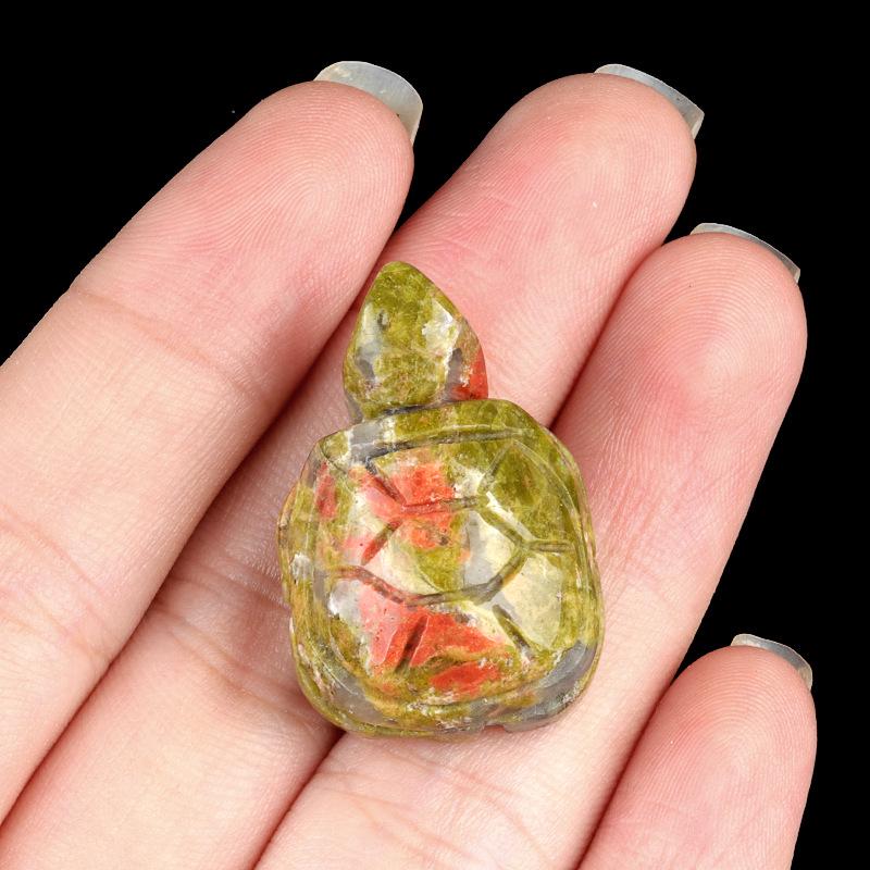 Turtle Crystal Agate Miniature: Hand-Carved Semi-Precious Stone Ornament