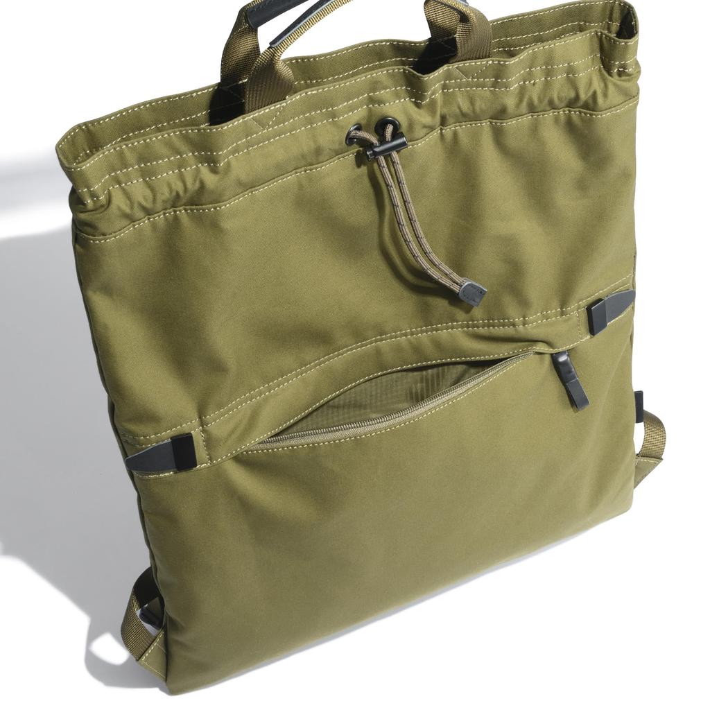 Untrack CITY Tragetasche, Rucksack für Erwachsene, Turnbeutel, 2-Wege, Ventile-Gewebe, A4-Größe, Herren, Khaki