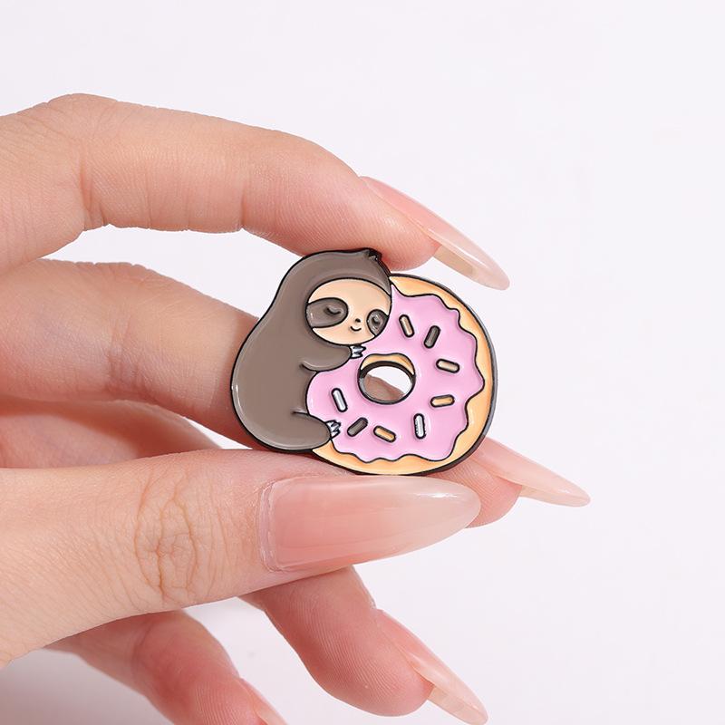Fashionable And Cute Brooch, Clothing Bag Brooch Badge