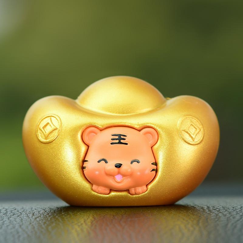 Zodiac Animal Resin Car Ornaments With Decorative Function For Chinese New Year Celebration
