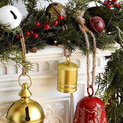 Rustic Christmas Cow Bell Vintage Metal Bell with Jute Rope Handmade Wind Chimes Wall Hanging Decor for Christmas New Year Party Decoration
