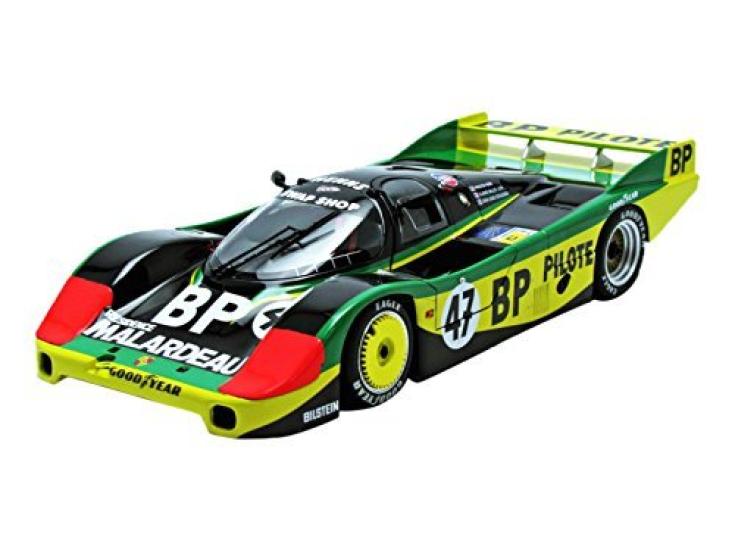 

scale Minichamps Porsche 956L 24h Le Mans 1983 Porsche Le Mans 1/18 BPHenn/Ballot-Lena/Schlesser
