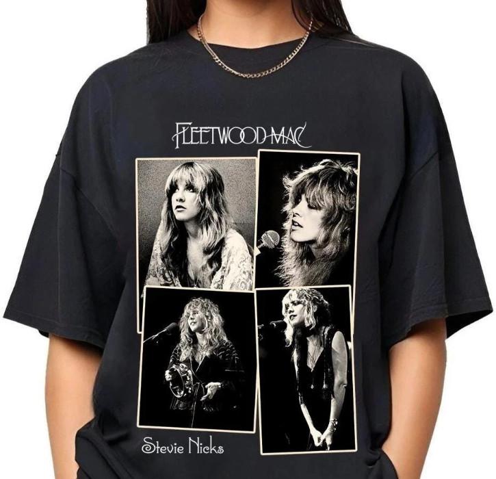 Vintage Inspired Bohemian Style Tour Graphic T-Shirt XXL