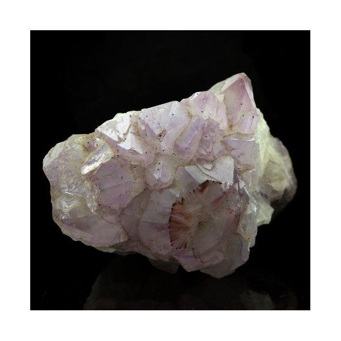 Pierres et Minéraux. Améthyste. 1061.0 ct. Les Isserts, Saint-Jacques-d'Ambur, Puy-de-Dôme, France..