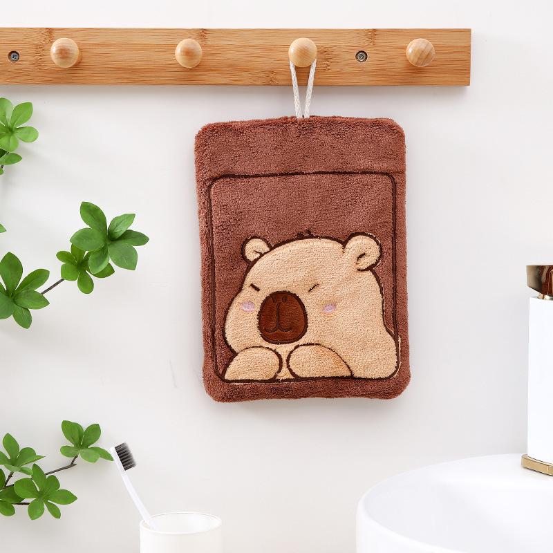 The new Kapibara kitchen hand towel household hanging coral fleece soft water absorption does not shed hair bathroom towel