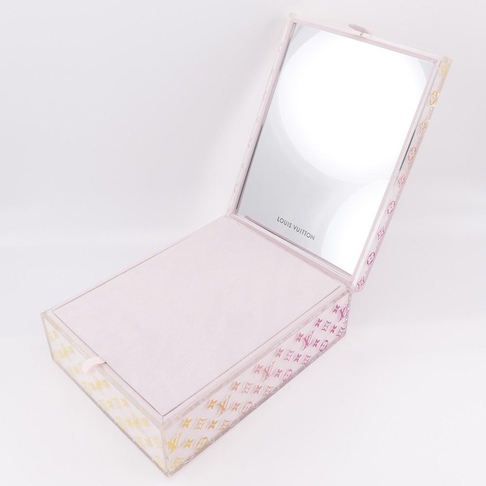 Louis Vuitton Sunglasses Case Other Accessories Monogram Gradient Collector's Box Pink Acrylic _ Used