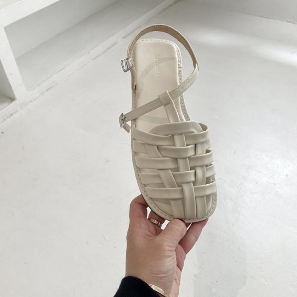 Fashion Large Size Low Sandals Woman Leather Big Low-heeled Slides Hoof Heels PU Fabric Rubber Fretwork Large Size Low Sandals Woman Lea