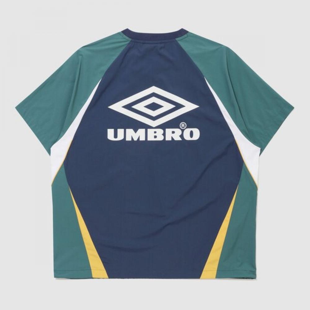 Umbro Men Football Heritage Wappen Short Sleeve Piste Ur224cwt52